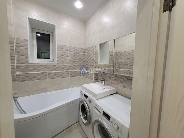 Квартира 3-комн., 101 м² Квартира 3-комн., 101 м²