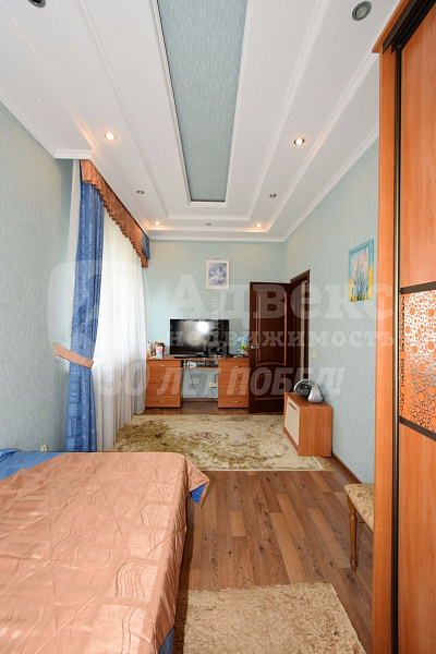 Дом, 263.6 кв.м.