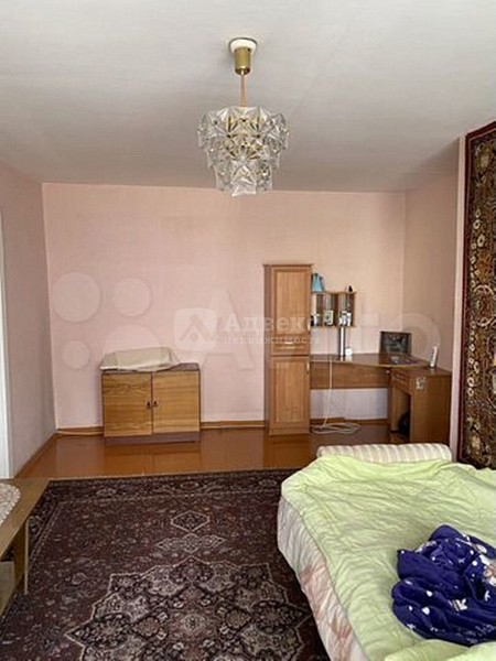 Квартира 4-комн., 60 м²