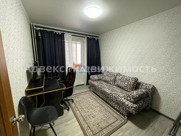 Квартира 4-комн., 81 м²