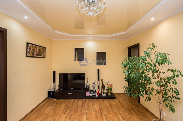 Квартира 3-комн., 96.2 м²