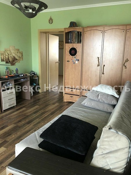 Квартира 3-комн., 110 м²