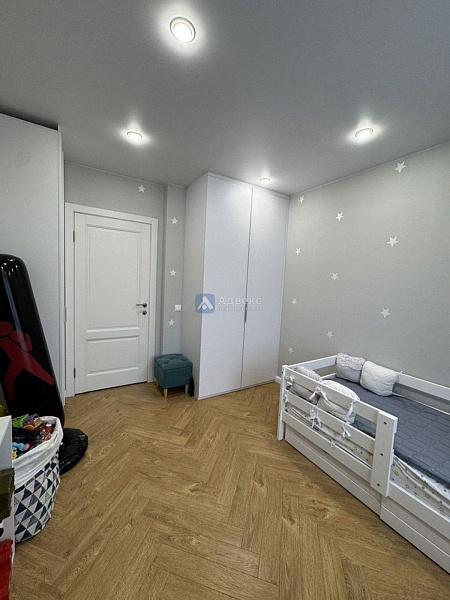 Квартира 4-комн., 83.7 м²