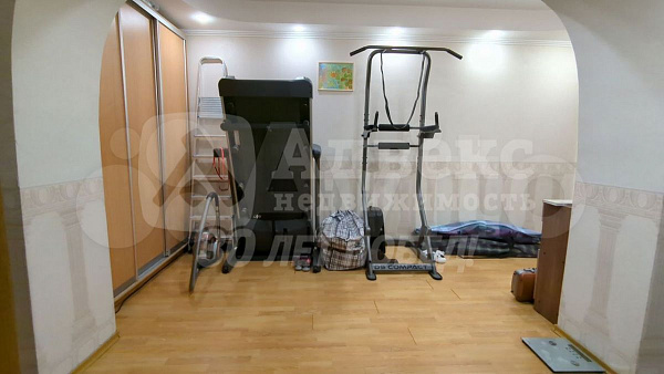 Квартира 3-комн., 82.1 м²