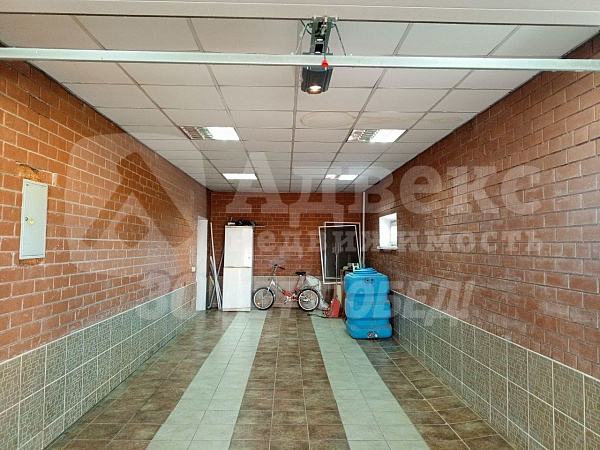 Дом 151 м²
