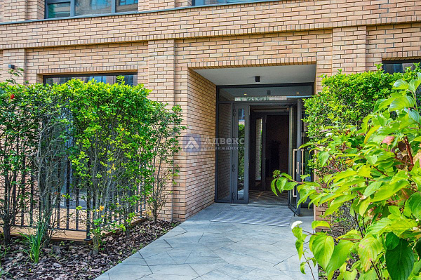 Квартира 2-комн., 81.8 м²