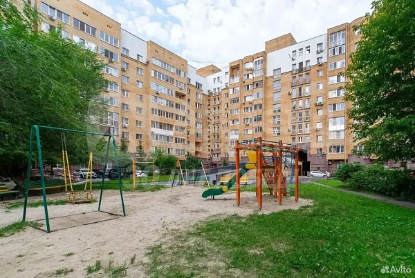 Квартира 2-комн., 70 м²