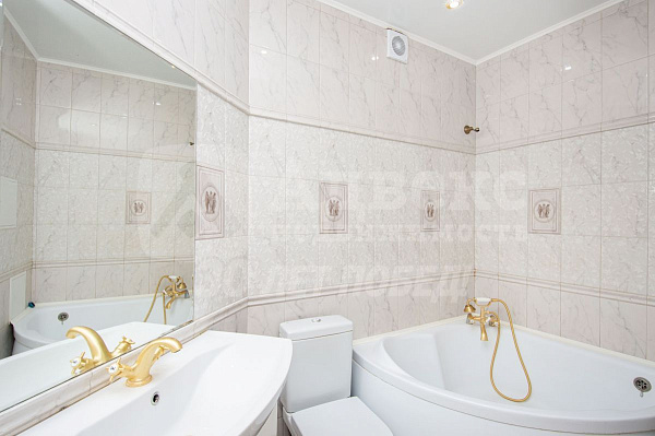 Квартира 2-комн., 80 м²