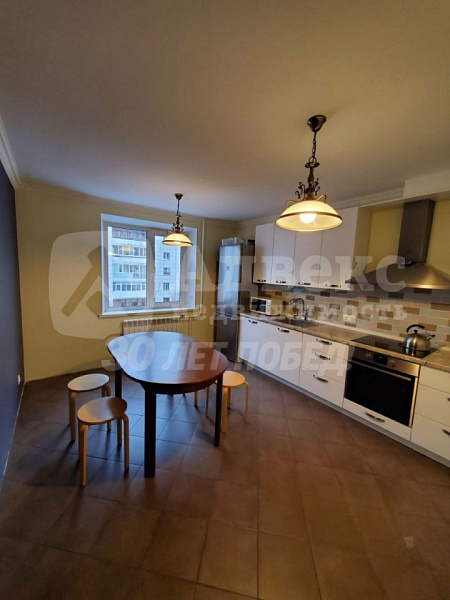 4-к квартира, 105 кв.м.