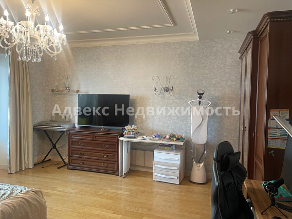 Квартира 3-комн., 125 м²