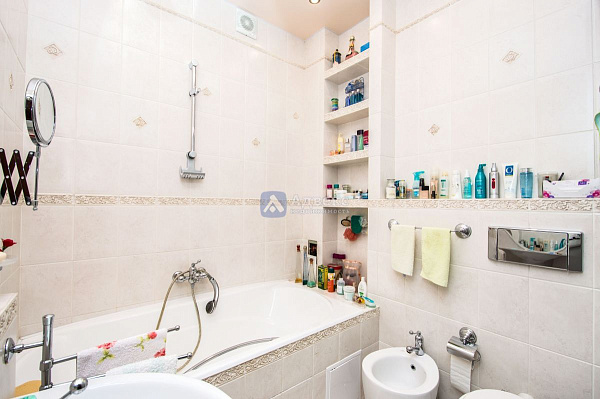 Квартира 2-комн., 123.3 м² Квартира 2-комн., 123.3 м²