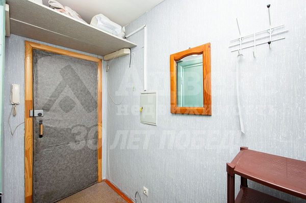 Квартира 3-комн., 55 м²
