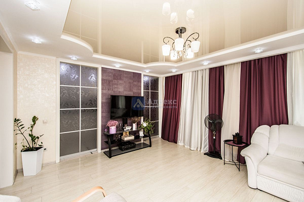 Квартира 3-комн., 83.4 м² Квартира 3-комн., 83.4 м²