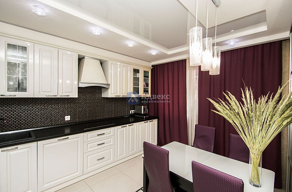 Квартира 3-комн., 83.4 м² Квартира 3-комн., 83.4 м²