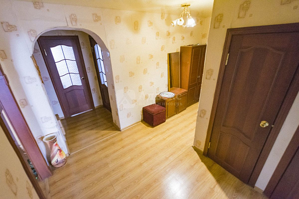 4-к квартира, 90 кв.м. 4-к квартира, 90 кв.м.