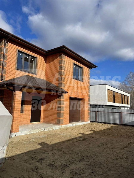 Дом, 200 кв.м.