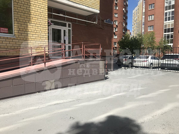 Торговое помещение, 1497 кв.м.