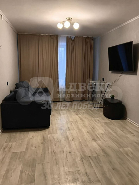Квартира 3-комн., 68 м²