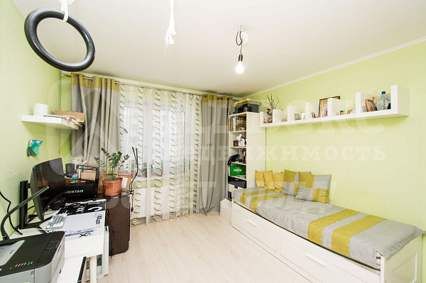 Квартира 3-комн., 75 м²