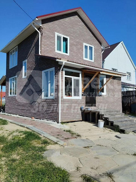 Коттедж 100 м²