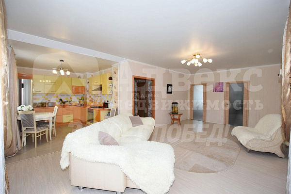 3-к квартира, 102 кв.м.
