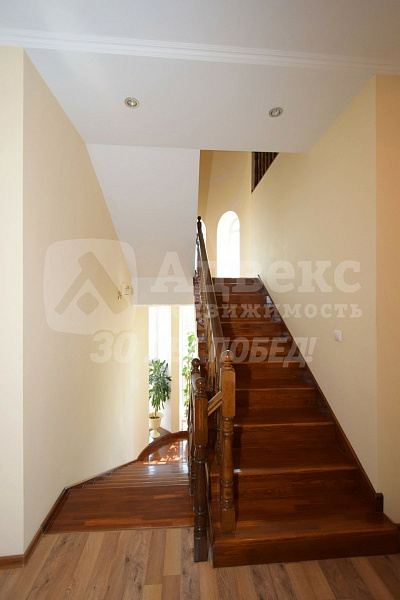 Дом, 263.6 кв.м.