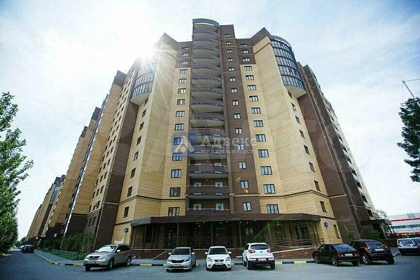 Квартира 3-комн., 128.4 м² Квартира 3-комн., 128.4 м²