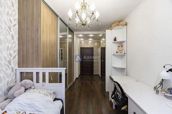 Квартира 3-комн., 103 м²