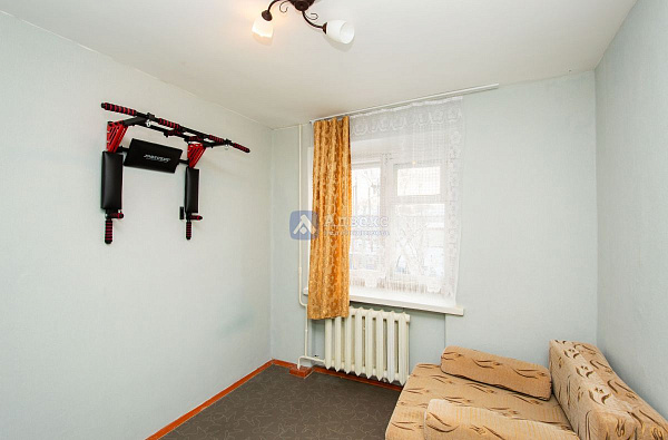 Квартира 3-комн., 55 м²