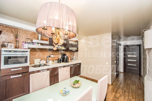 3-к квартира, 90 кв.м.