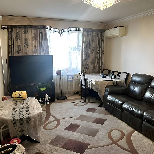 Квартира 3-комн., 90.1 м² Квартира 3-комн., 90.1 м²