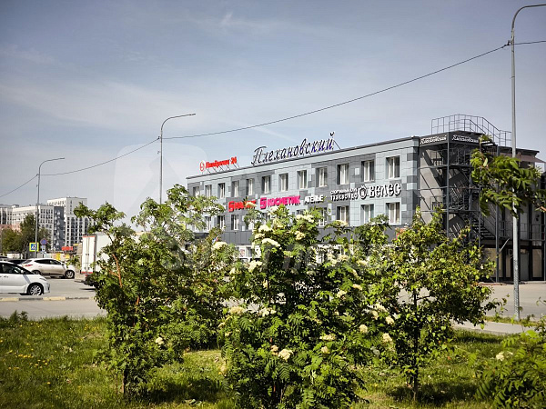 Квартира 3-комн., 77 м²