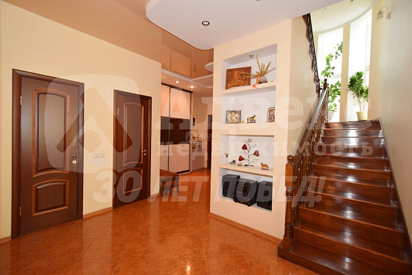 Дом, 263.6 кв.м.