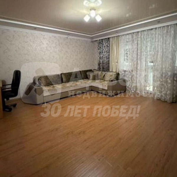 Квартира 2-комн., 75 м²