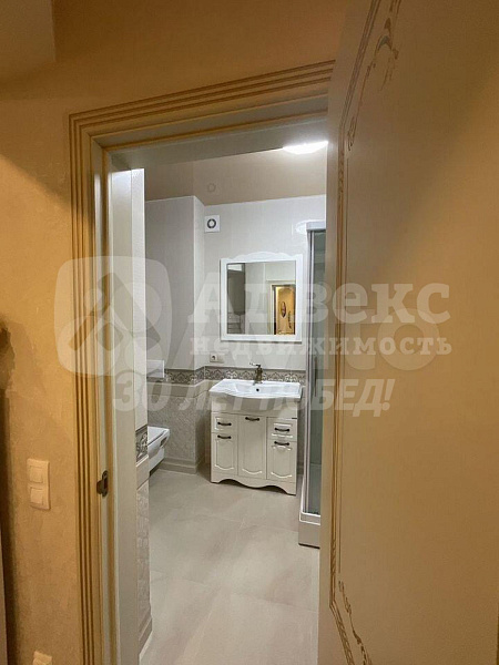 Квартира 2-комн., 76 м²