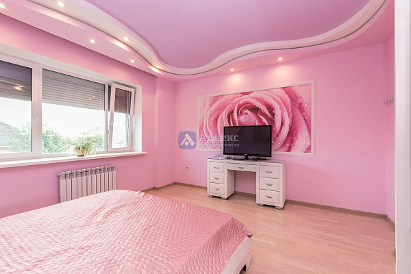 Коттедж 391 м² Коттедж 391 м²