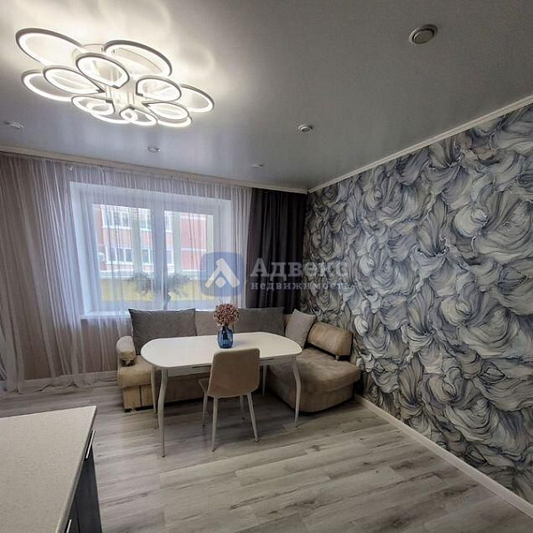 Квартира 2-комн., 62 м²