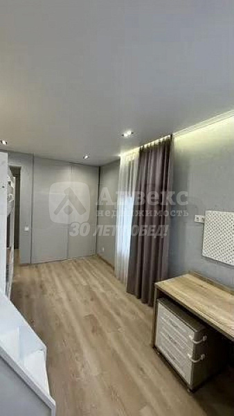 Квартира 3-комн., 71.1 м²