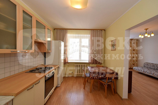 Квартира 3-комн., 101.3 м²