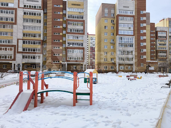 Квартира 2-комн., 80 м²