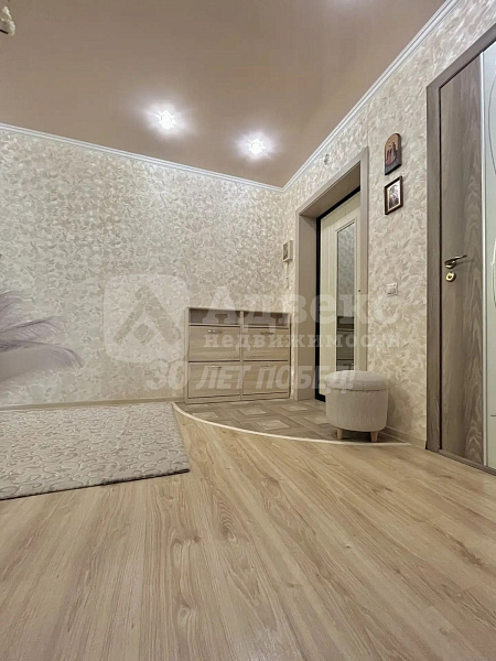Квартира 2-комн., 58 м²