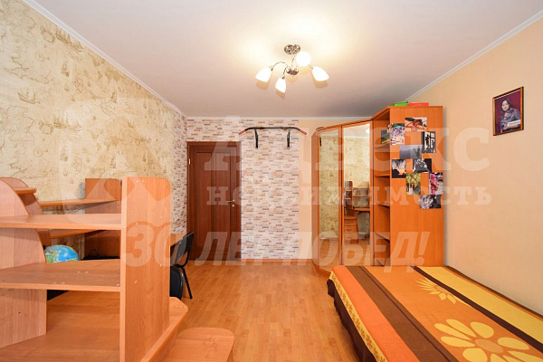 Квартира 3-комн., 91 м²