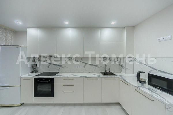 Квартира 3-комн., 75 м² Квартира 3-комн., 75 м²