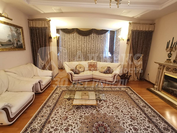 4-к квартира, 233 кв.м.