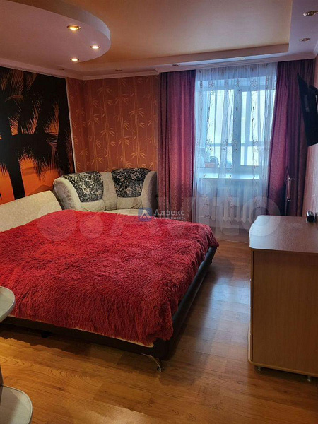 Квартира 3-комн., 104.7 м²