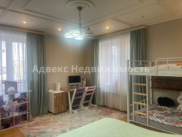 Квартира 3-комн., 125 м²