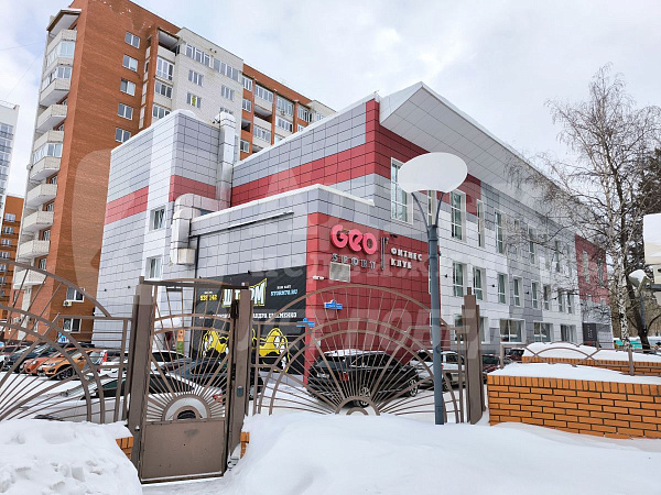 Квартира 4-комн., 156 м²