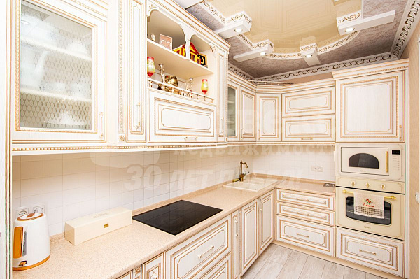 Квартира 2-комн., 80 м²
