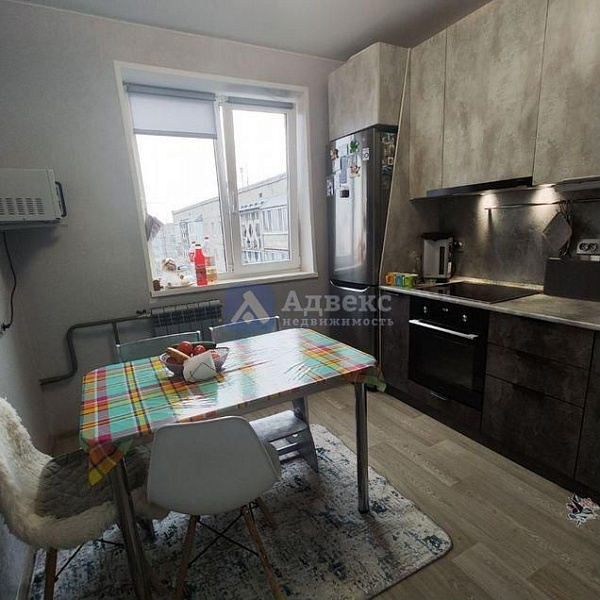 Квартира 3-комн., 61 м²