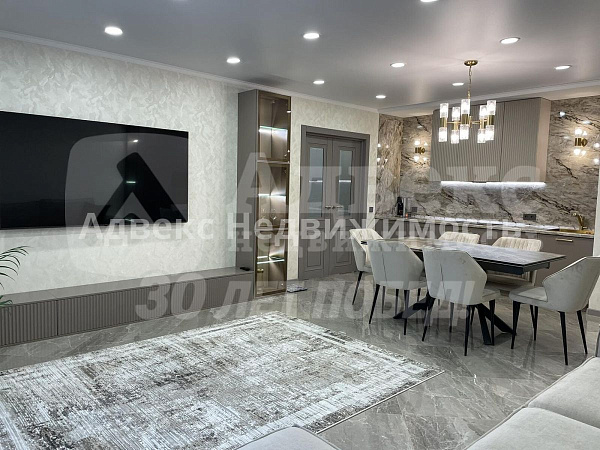 Квартира 3-комн., 105.4 м²